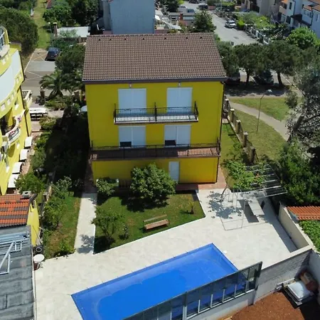 Appartement Mery Pula