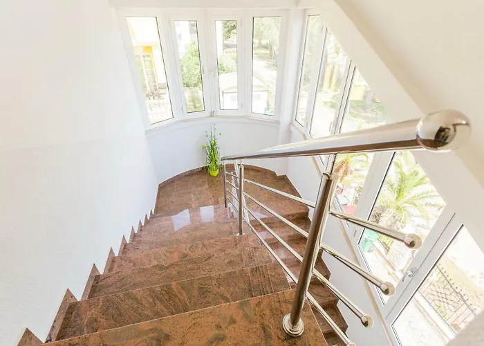 Mery Apartman Póla