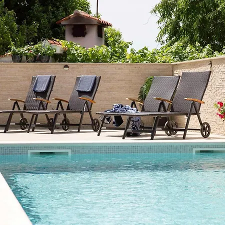 Apartament Mery Pula