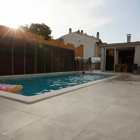 Apartament Mery *