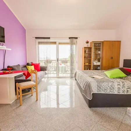 Apartament Mery *